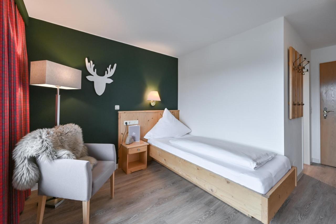 Hartungs Hoteldorf 福森 外观 照片