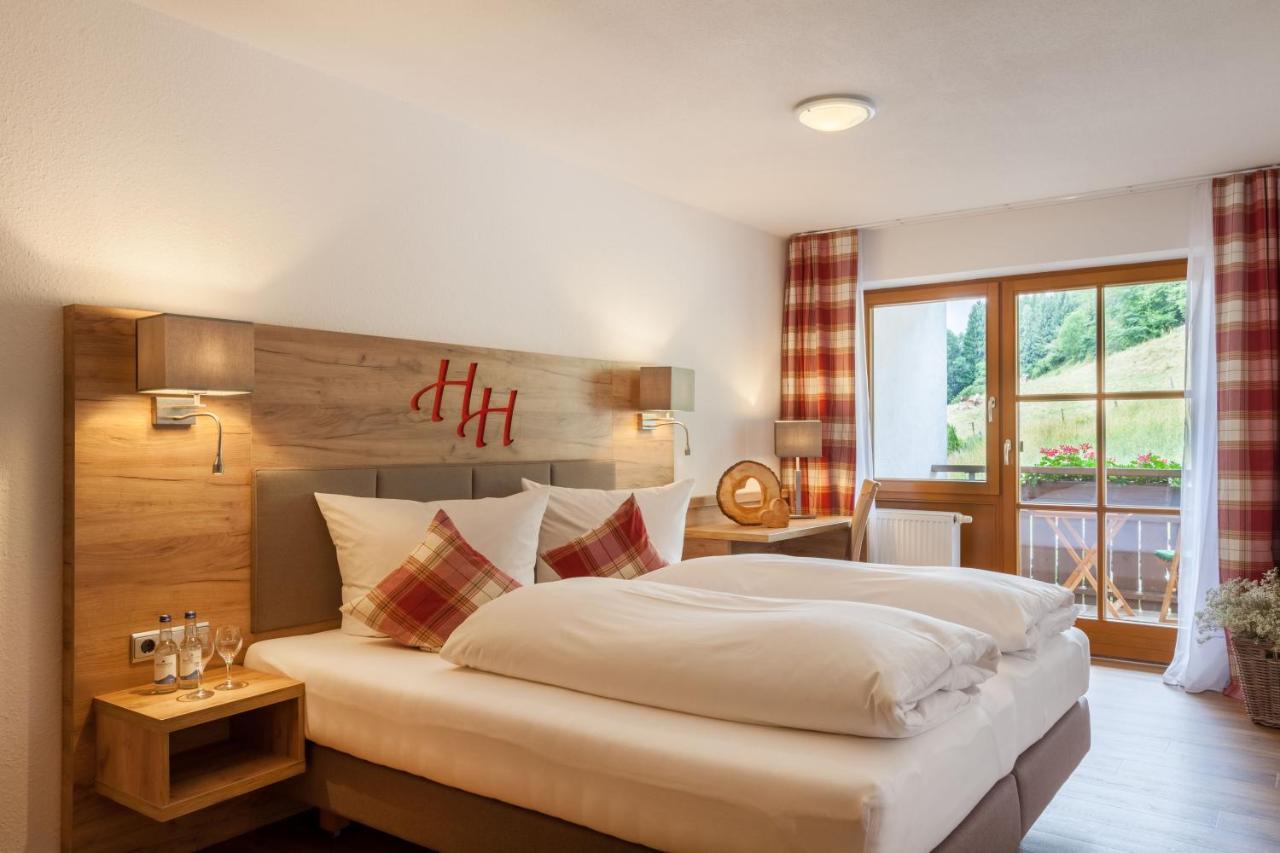 Hartungs Hoteldorf 福森 外观 照片