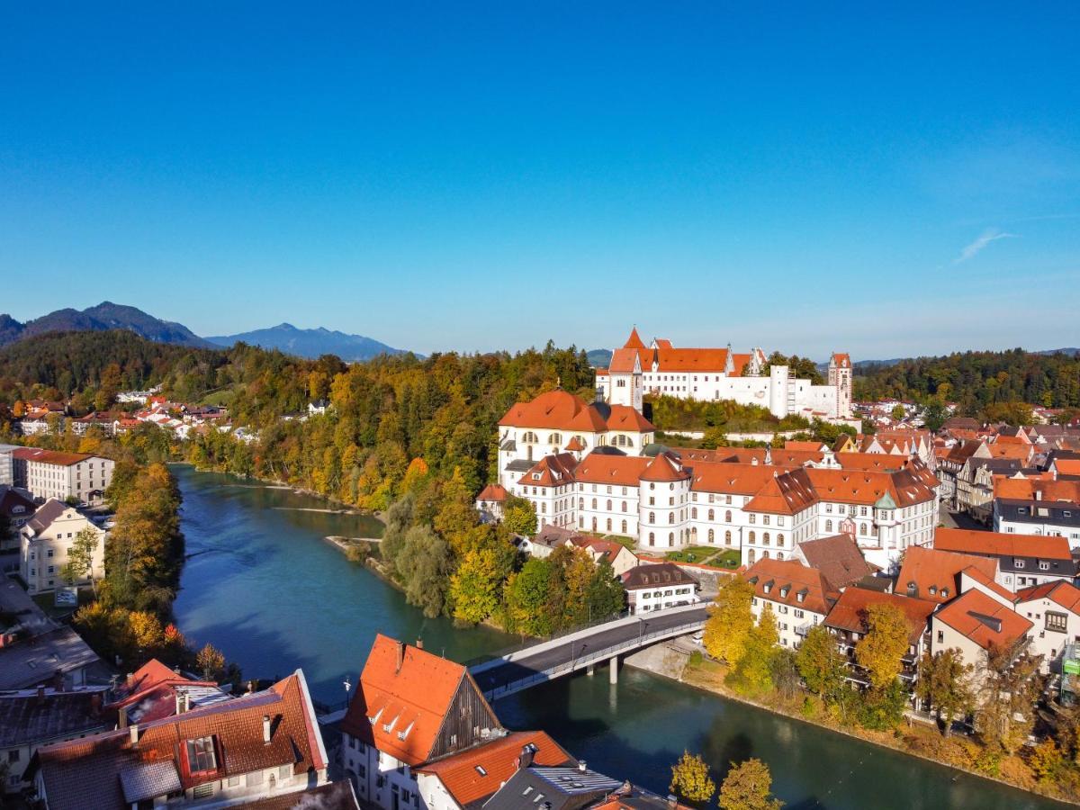 Hartungs Hoteldorf 福森 外观 照片