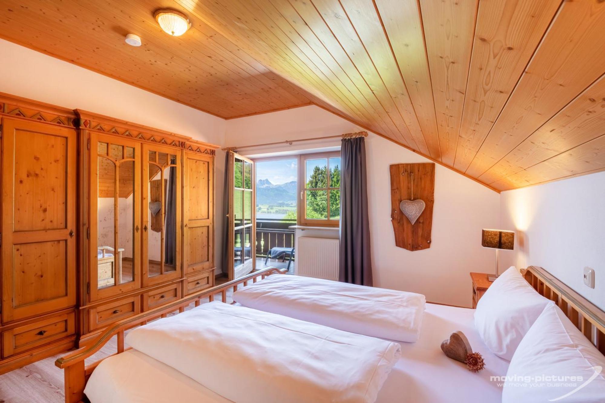 Hartungs Hoteldorf 福森 外观 照片