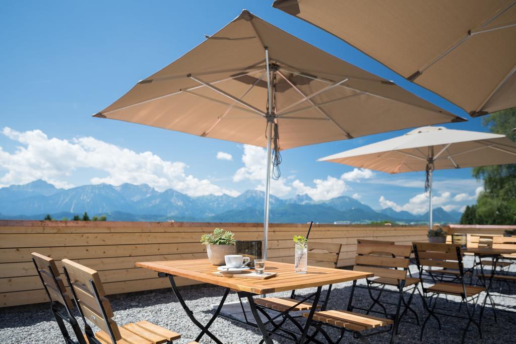 Hartungs Hoteldorf 福森 外观 照片